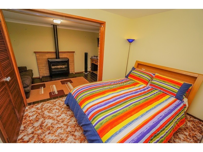 19 Albert Road, Bullaburra NSW 2784