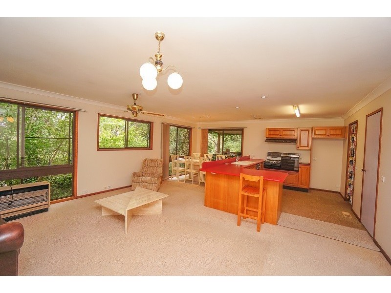 19 Albert Road, Bullaburra NSW 2784