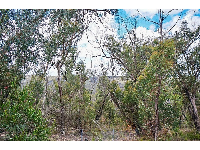 11 St Georges Parade, Mount Victoria NSW 2786