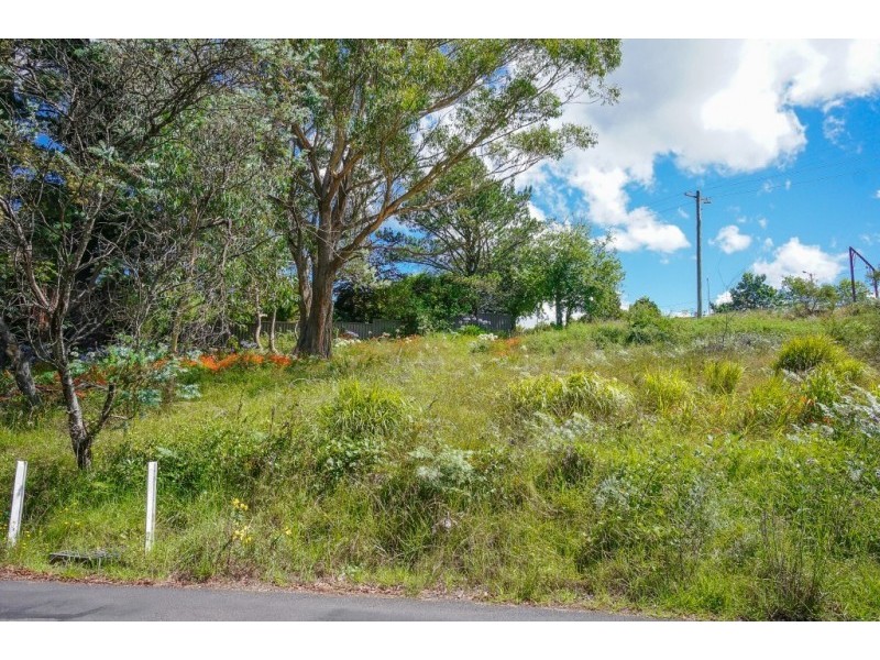 18 Railway Parade, Wentworth Falls NSW 2782
