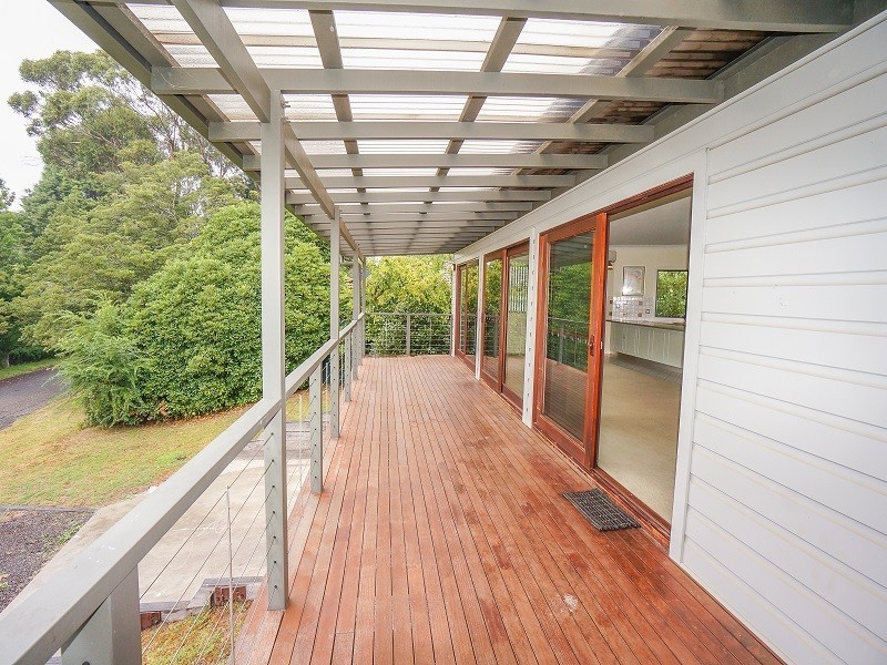 6 Ferguson Avenue, Hazelbrook NSW 2779