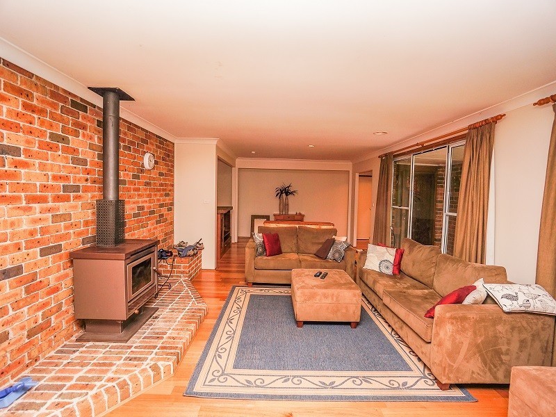 158 Valley Road, Hazelbrook NSW 2779