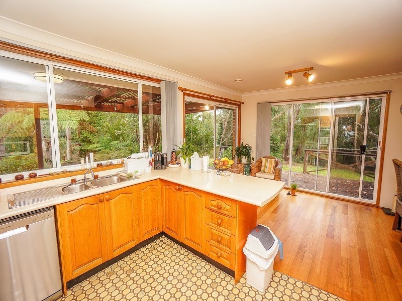 158 Valley Road, Hazelbrook NSW 2779