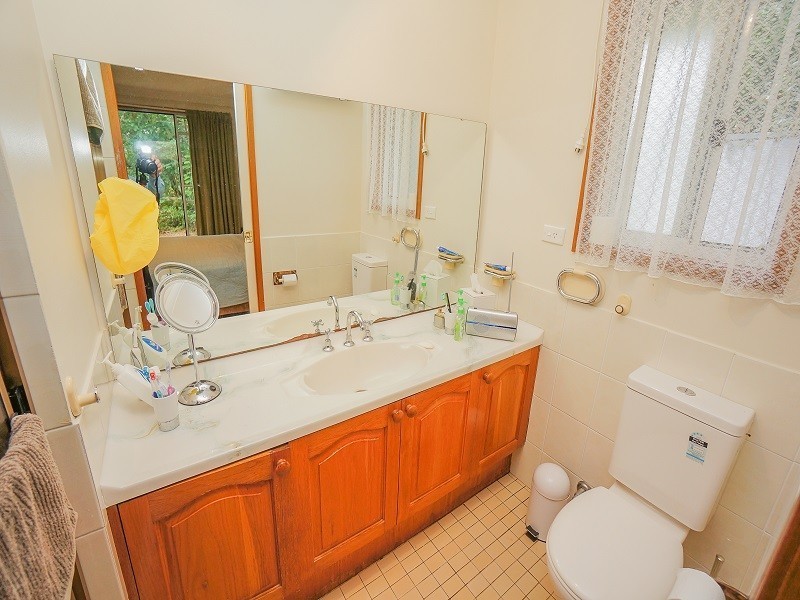 158 Valley Road, Hazelbrook NSW 2779
