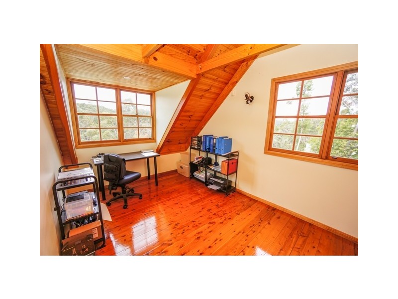 17 Hovea Place, Woodford NSW 2778