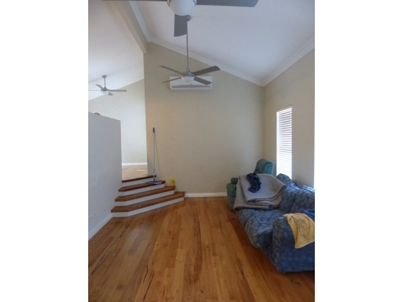 9 Derain Crescent, Hazelbrook NSW 2779