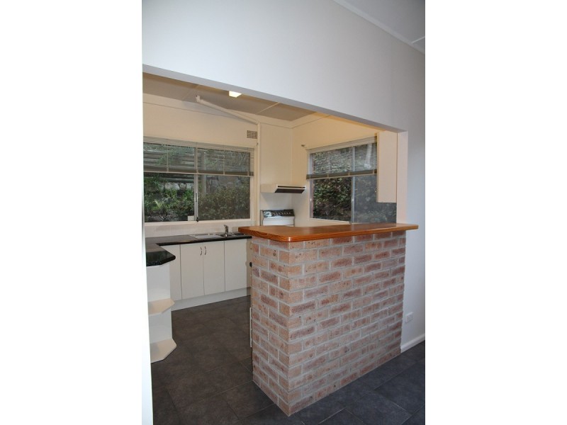 10 Angel Street, Wentworth Falls NSW 2782