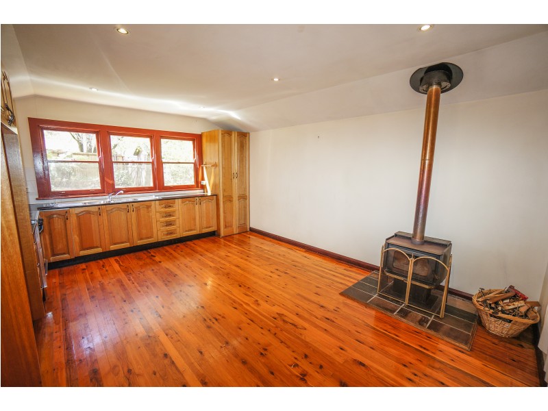 4 Kurrawan Road, Katoomba NSW 2780