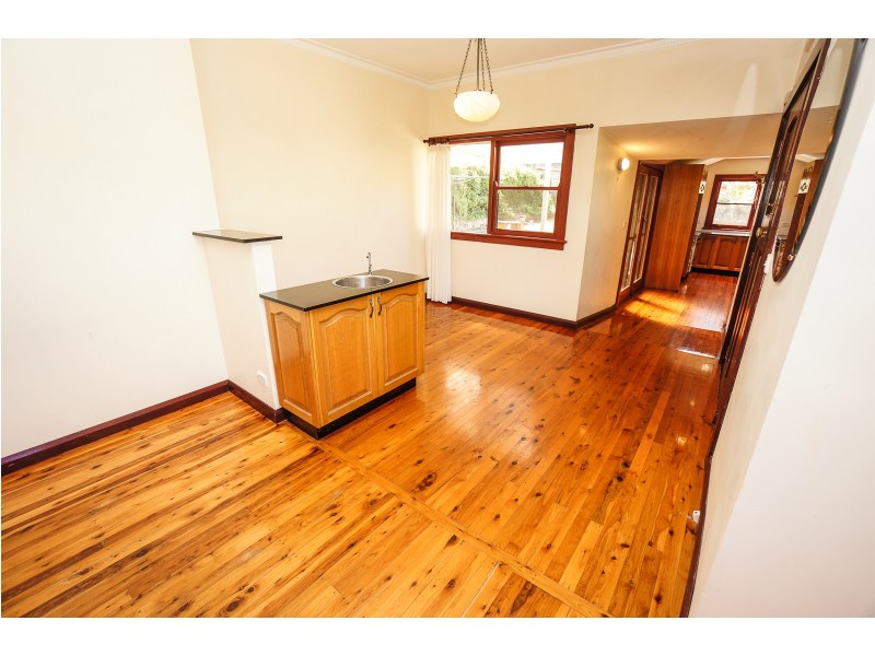 4 Kurrawan Road, Katoomba NSW 2780