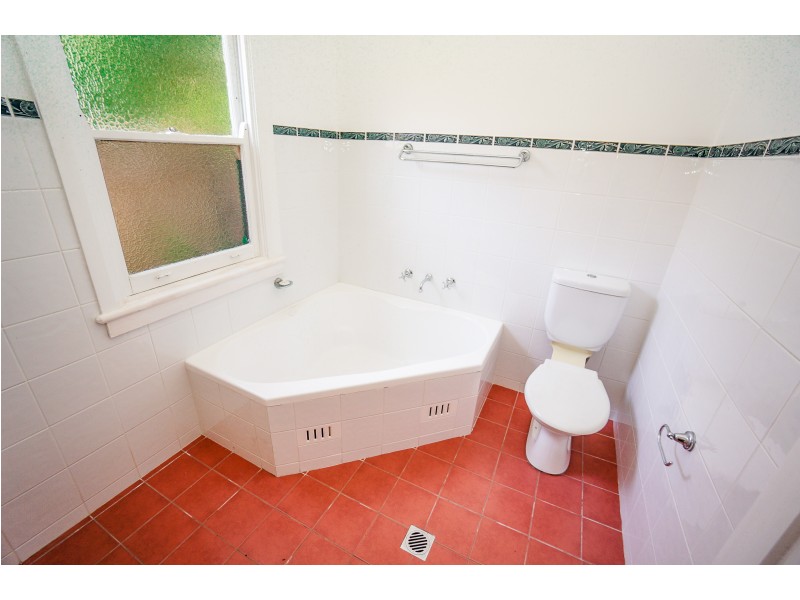 4 Kurrawan Road, Katoomba NSW 2780