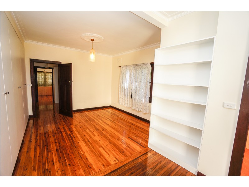 4 Kurrawan Road, Katoomba NSW 2780