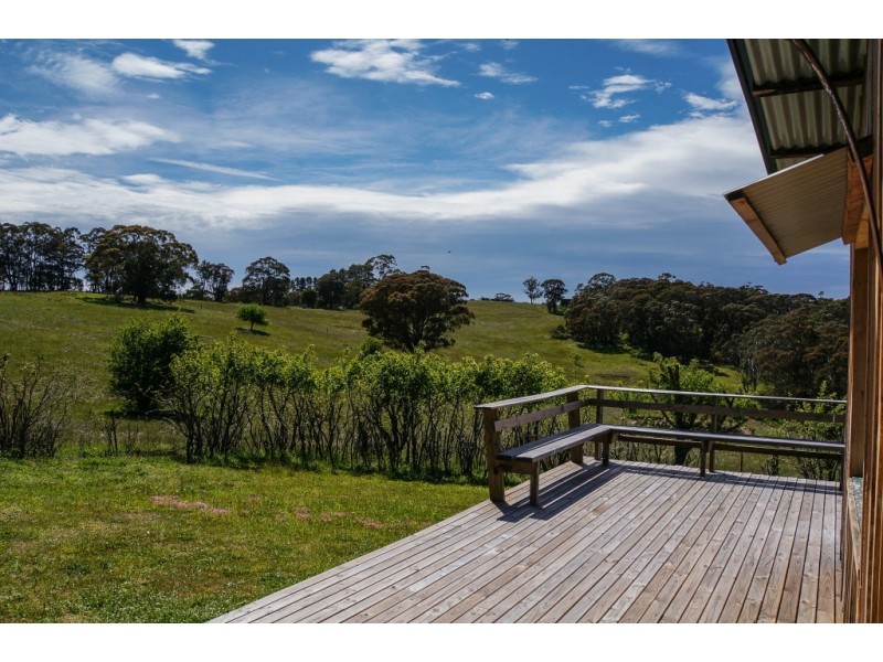 1785 Jenolan Caves Road, Hampton NSW 2790