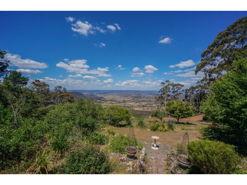 2058 Jenolan Caves Road, Hampton NSW 2790