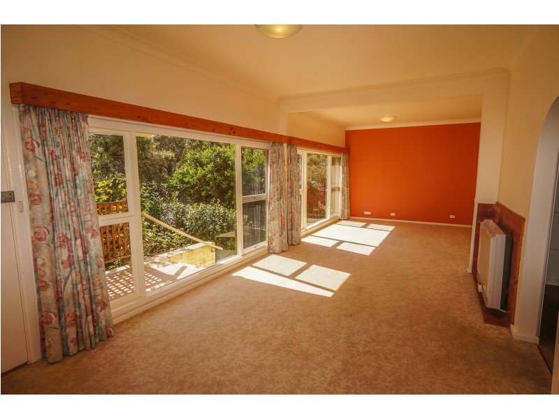 50 Genevieve Road, Bullaburra NSW 2784