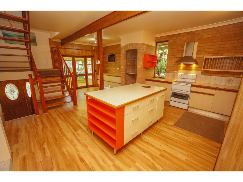 50 Genevieve Road, Bullaburra NSW 2784