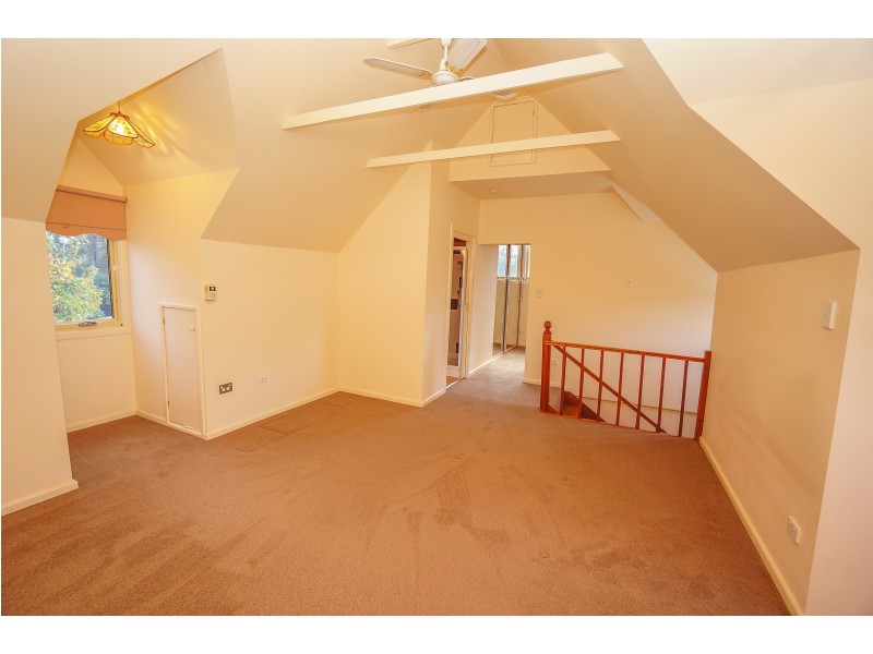 50 Genevieve Road, Bullaburra NSW 2784