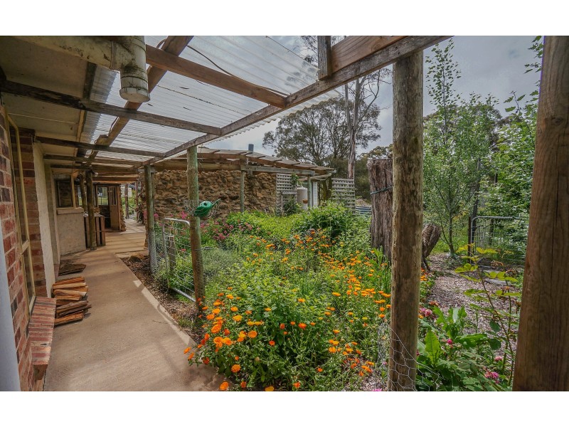1987 Duckmaloi Road, Hampton NSW 2790