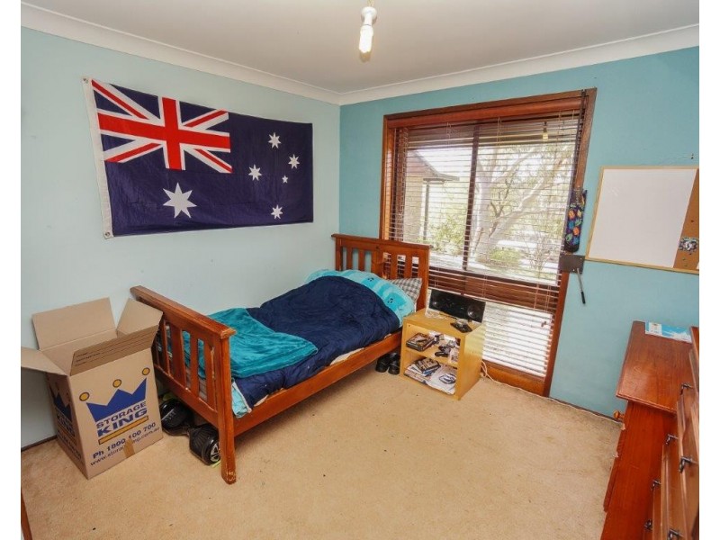 8 Lysiana Road, Woodford NSW 2778