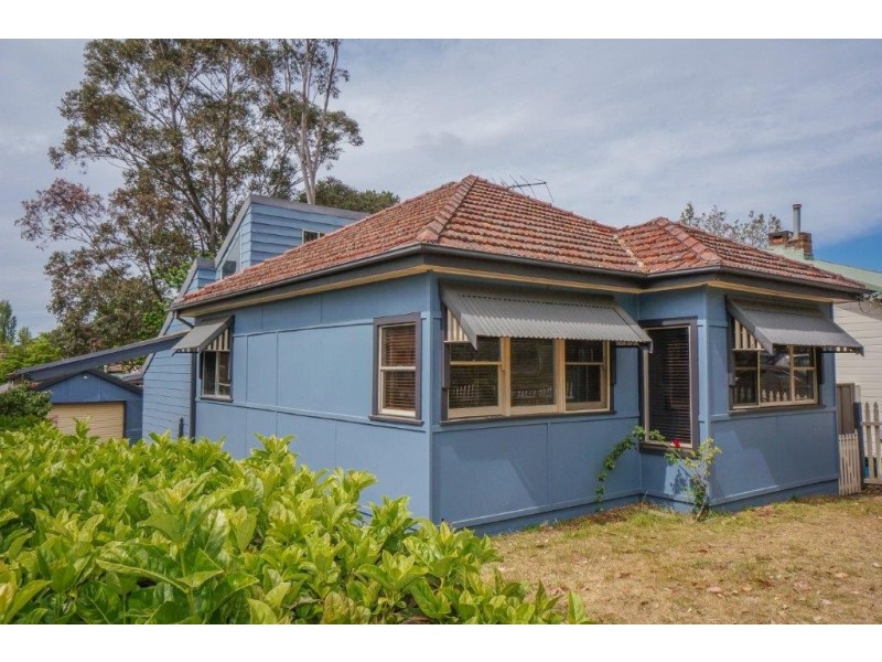 16 Adelaide Street, Lawson NSW 2783
