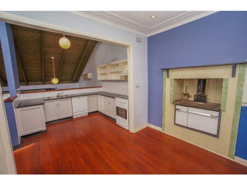 16 Adelaide Street, Lawson NSW 2783