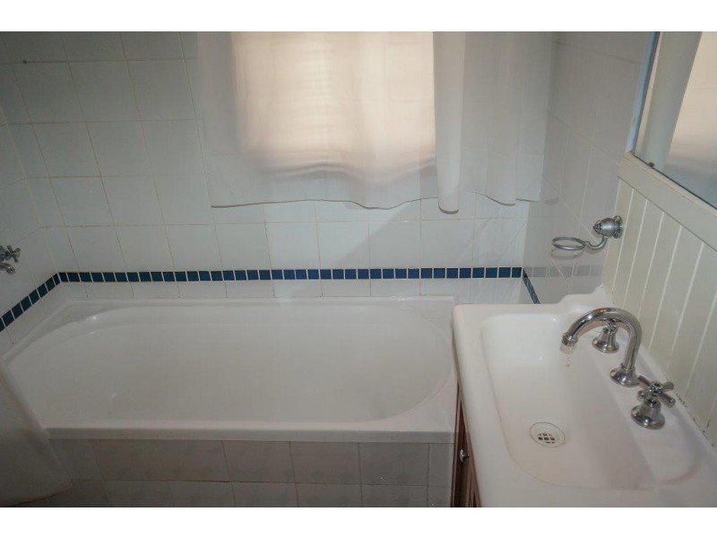 16 Adelaide Street, Lawson NSW 2783