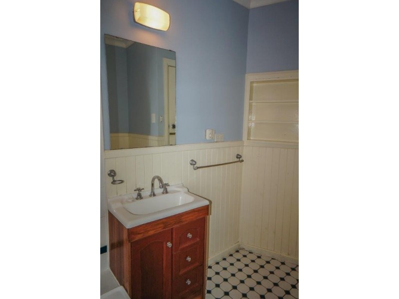 16 Adelaide Street, Lawson NSW 2783