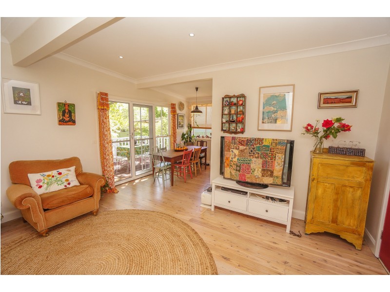 73 Railway Parade, Bullaburra NSW 2784