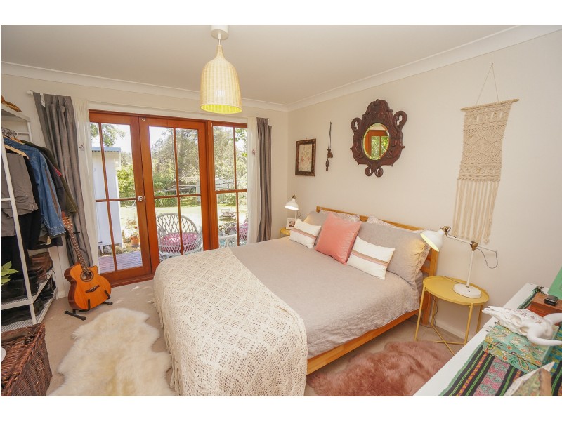 73 Railway Parade, Bullaburra NSW 2784