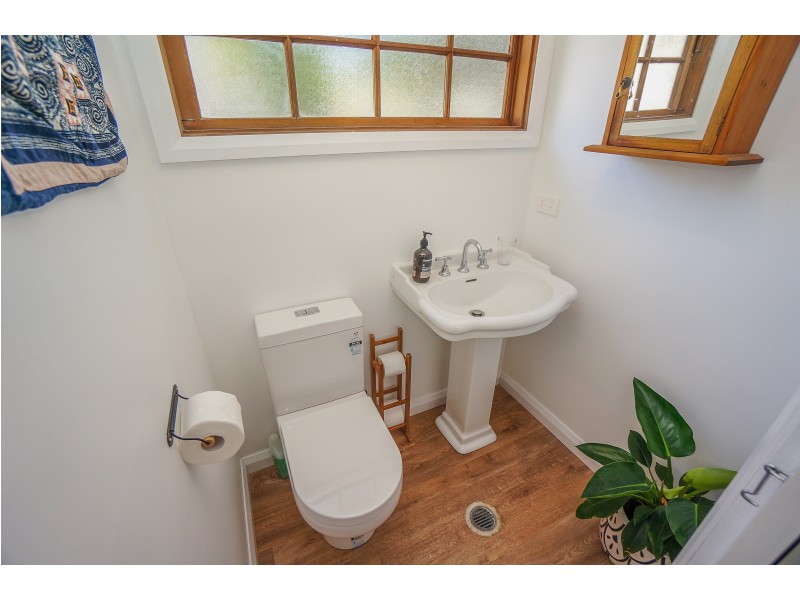 73 Railway Parade, Bullaburra NSW 2784