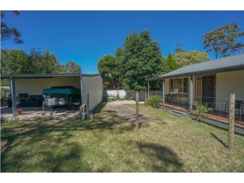 110 Railway Parade, Woodford NSW 2778