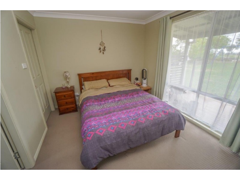 110 Railway Parade, Woodford NSW 2778