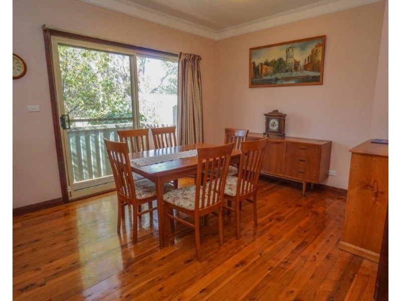 4 View Road, Wentworth Falls NSW 2782