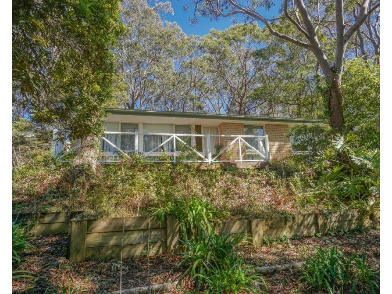 10 Anderson Avenue, Bullaburra NSW 2784