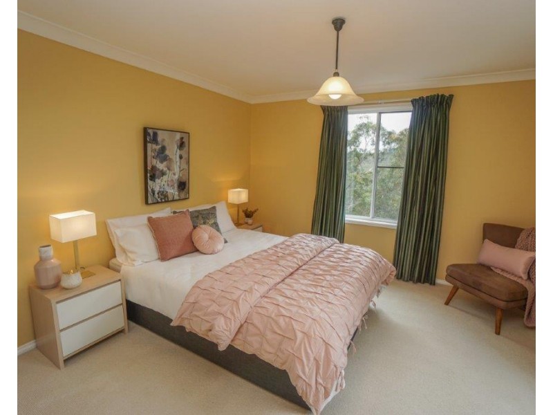 20 Careya Crescent, Woodford NSW 2778