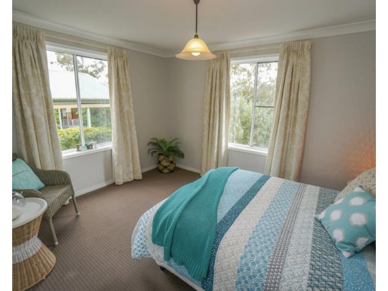 20 Careya Crescent, Woodford NSW 2778