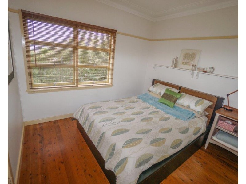 17 Parker Street, Woodford NSW 2778