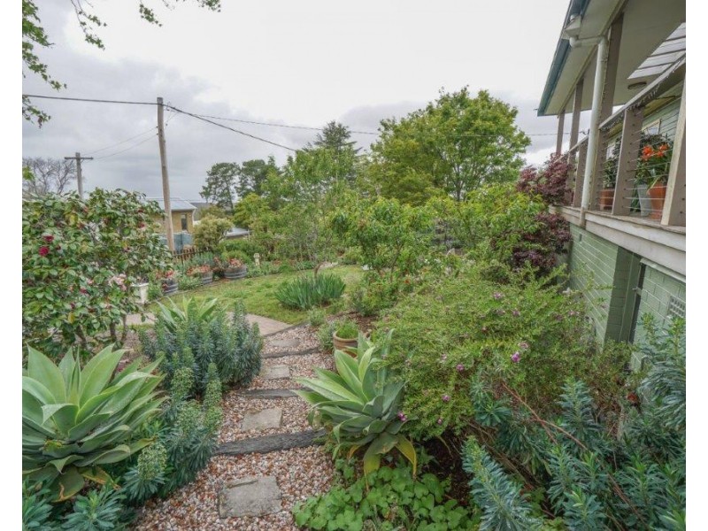 17 Parker Street, Woodford NSW 2778