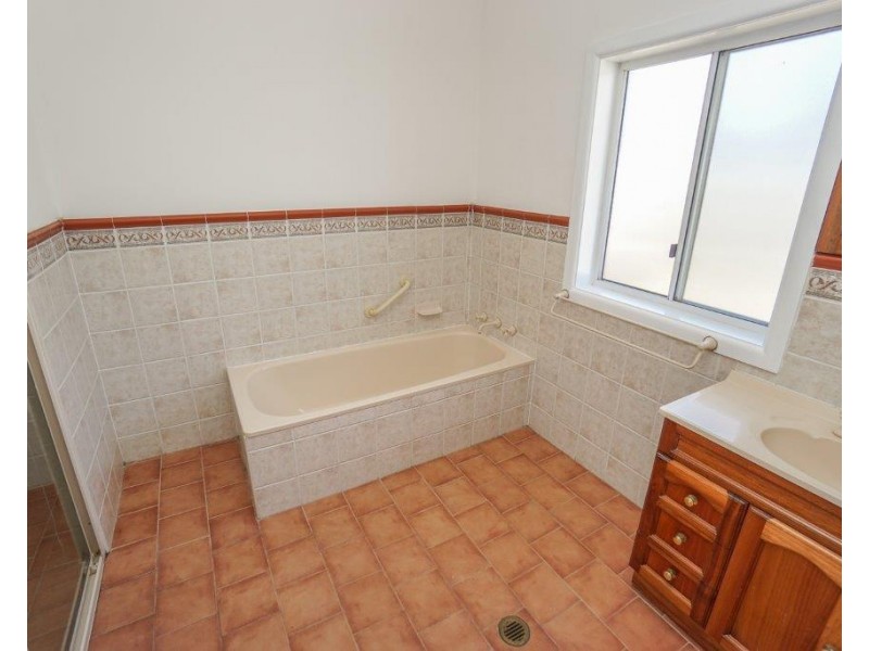 24 Adelaide Street, Lawson NSW 2783