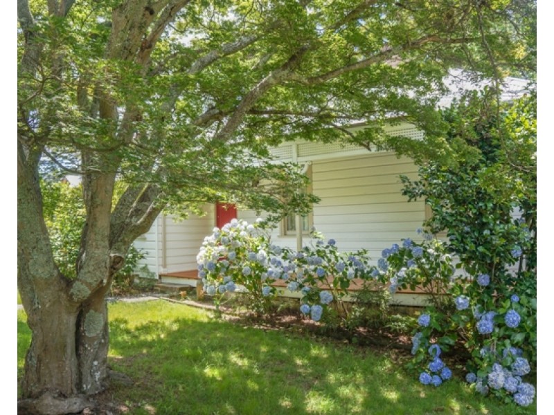 28 Badgerys Crescent, Lawson NSW 2783