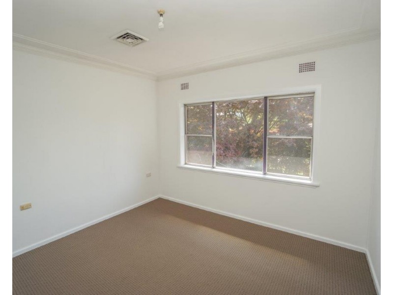 24 Adelaide Street, Lawson NSW 2783