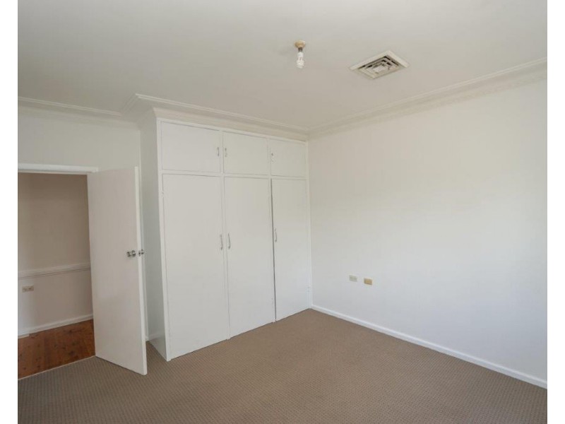 24 Adelaide Street, Lawson NSW 2783