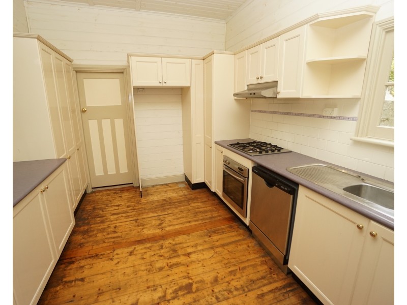 5 Sunnyside Avenue, Wentworth Falls NSW 2782