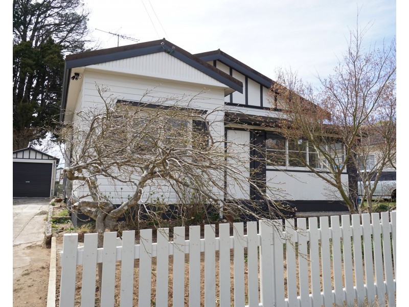 51 Twynam Street, Katoomba NSW 2780