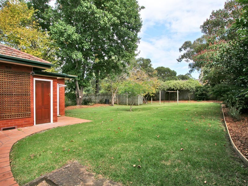 17 Gillian Pde, West Pymble NSW 2073