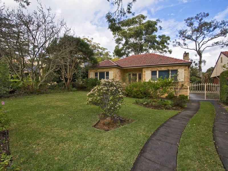10 Yalleroi Avenue, West Pymble NSW 2073