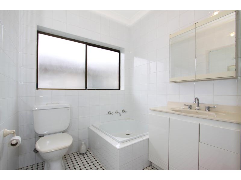 12 Binalong Street, West Pymble NSW 2073