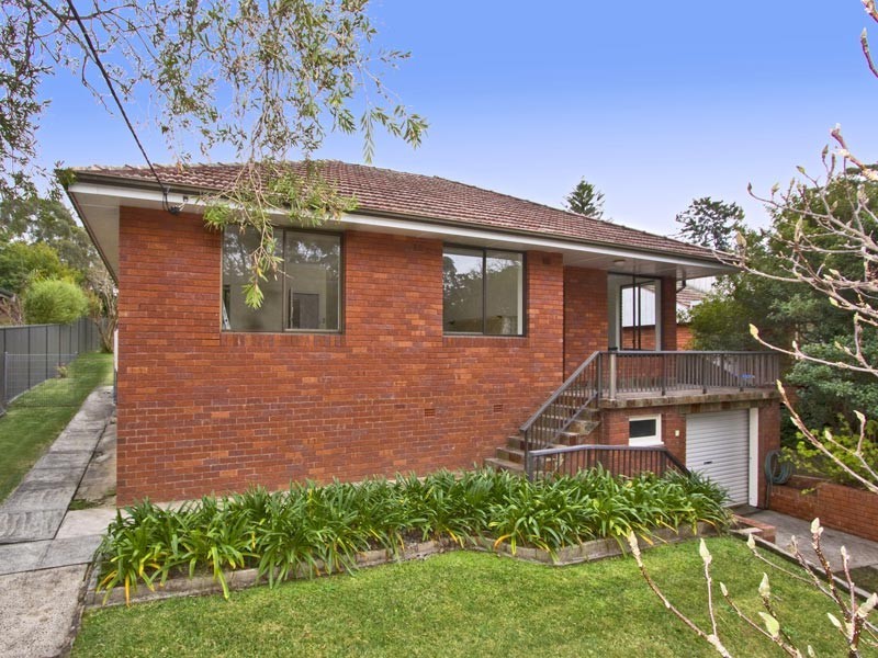 12 Binalong Street, Pymble NSW 2073