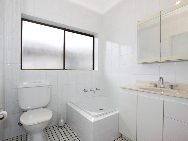 12 Binalong Street, Pymble NSW 2073