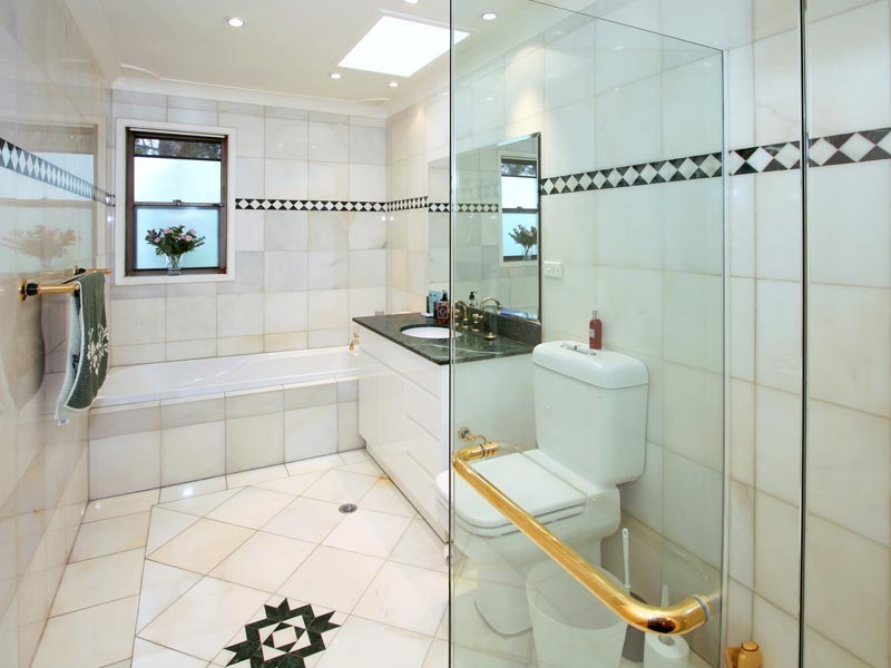 1 Parker Ave, West Pymble NSW 2073