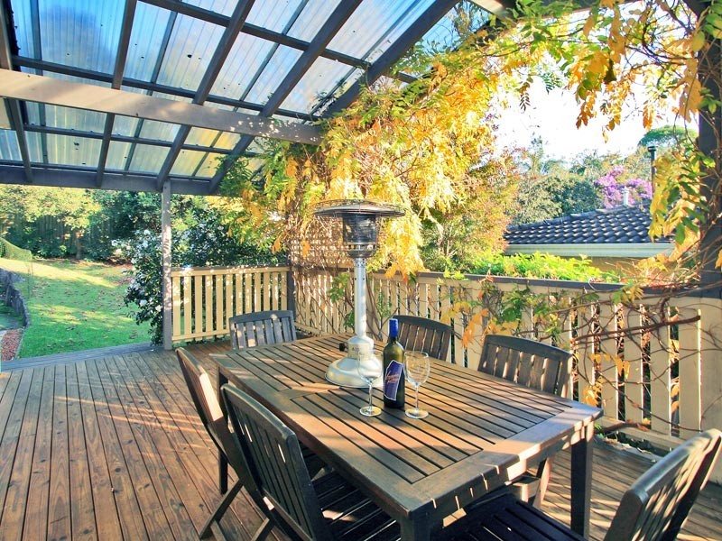 24 Parkinson Ave, Turramurra NSW 2074